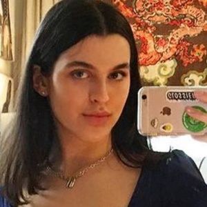 Meet your Posher, Gillian